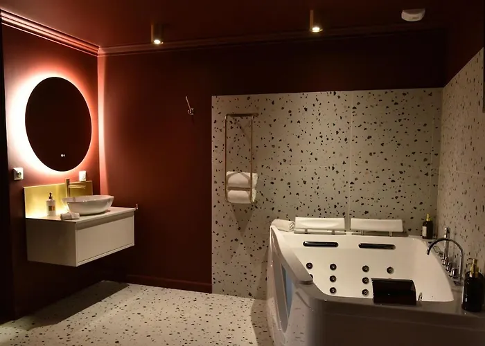 L'orée - Balneo By Prim0 C0nciergerie * Clermont-Ferrand