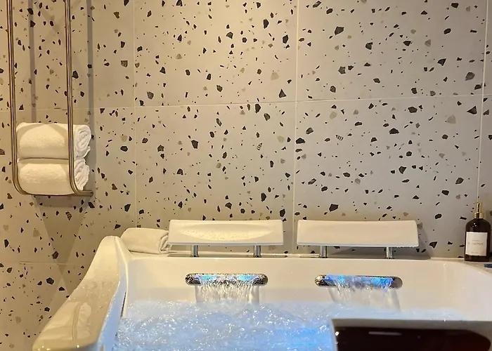 Appartamento L'orée - Balneo By Prim0 C0nciergerie